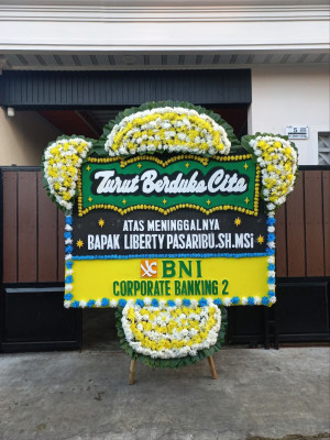 Papan Bunga Duka di Babirik